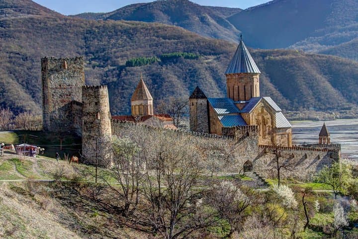 Gudauri to Tbilisi Private Transfer — Comfortable, Ski-Ready Ride with Safety First photo 5