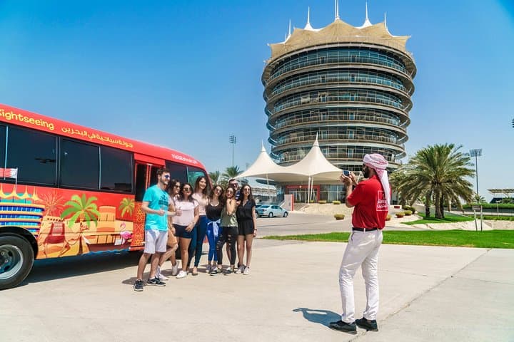 Half-Day Bahrain Desert Tour: Sakhir Circuit, Tree of Life & A'Ali Pottery photo 5