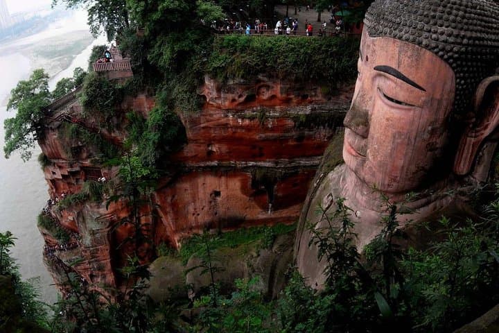 2-Day Private Chengdu Tour: Giant Panda Base and Leshan Giant Buddha photo 2