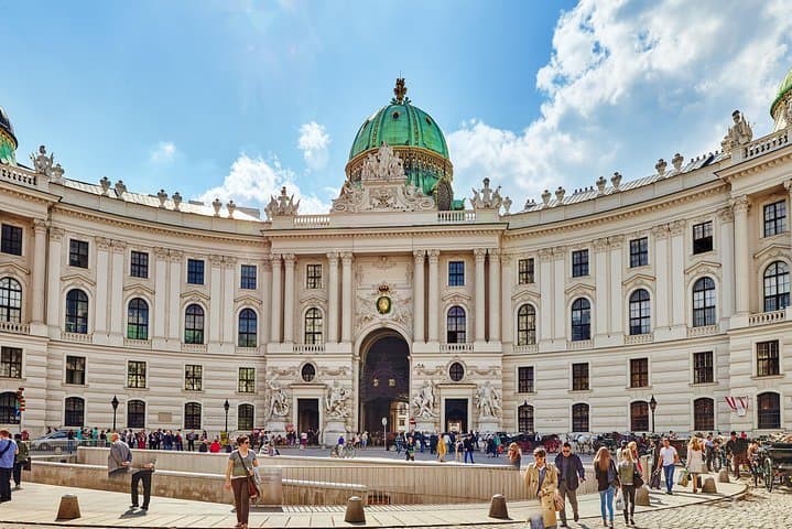 7-Day Central and Eastern Europe Highlights Tour from Frankfurt — Prague to the Swiss Alps photo 6