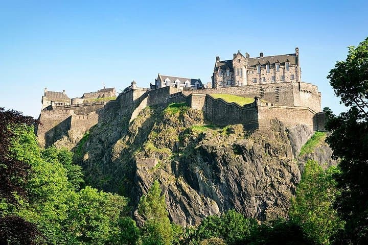7-Day England & Scotland Coach Tour from London — Cities, Lochs & the Lake District photo 4
