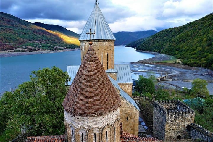 Full Day Tour to Kazbegi: Gergeti Trinity, Gudauri & Ananuri Day Trip from Tbilisi