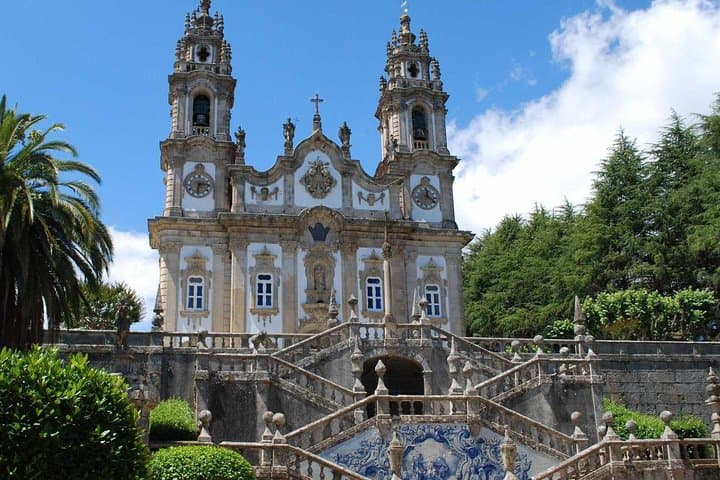 Douro Valley Full-Day Private Tour: Lamego, Pinhão & Port Wine Tasting photo 2