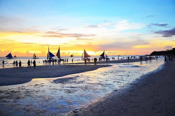 Boracay Paraw Sailing: 1-Hour Traditional Outrigger Sunset Cruise photo 6