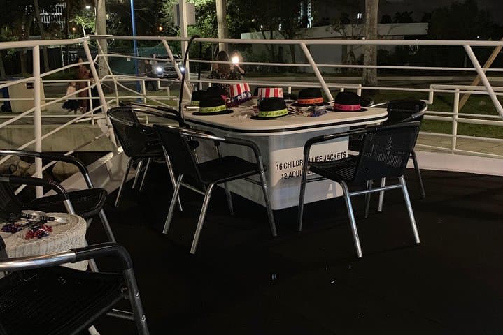 Miami South Beach New Years Eve Fireworks Cruise with Cash Bar photo 3