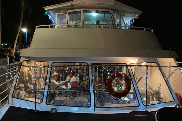 Miami South Beach New Years Eve Fireworks Cruise with Cash Bar photo 6