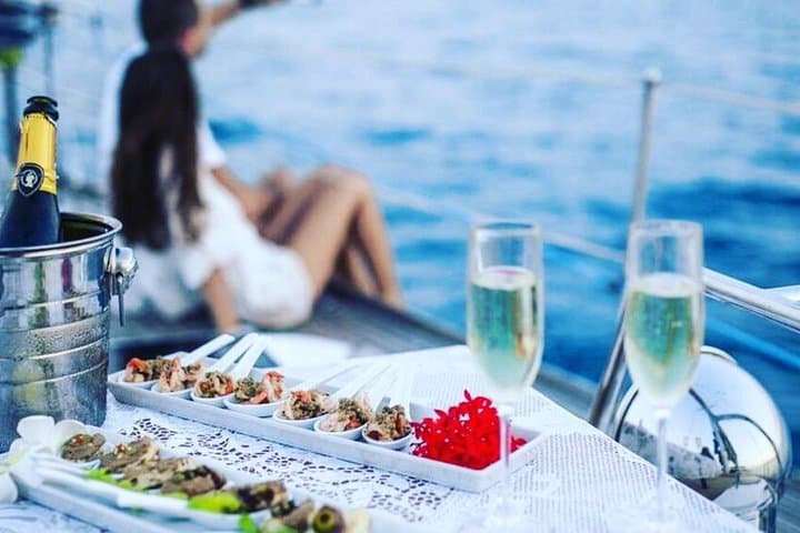Private Sailing Charter Aboard Independence in Koh Samui: Full-Day, Half-Day & Sunset Trips photo 4