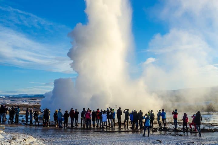 Golden Circle Classic Day Tour from Reykjavik — Thingvellir, Geysir & Gullfoss photo 3
