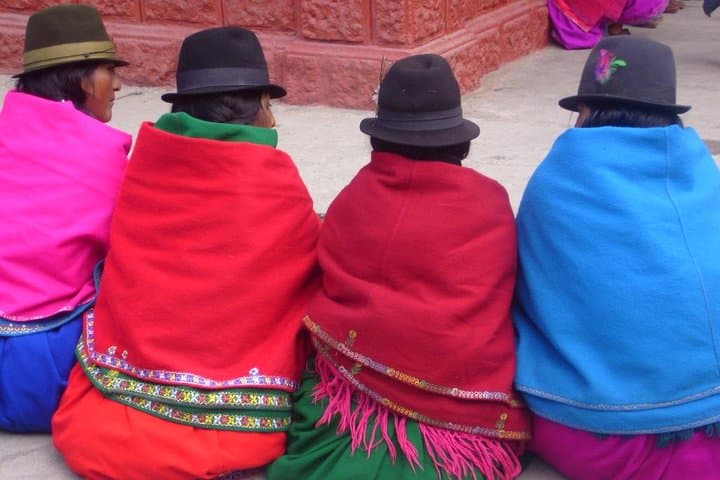 Ecuador Classic: 8-Day Volcanoes, Markets & Amazon-Gateway Tour
