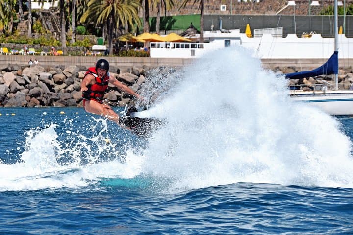 Flyboard at Anfi Beach: High-Flying Water Adventure in Gran Canaria photo 5
