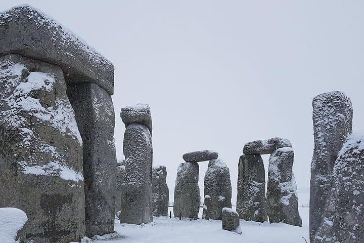 Private Stonehenge and Salisbury Cathedral Tour from London — 8‑Hour Guided Excursion photo 2