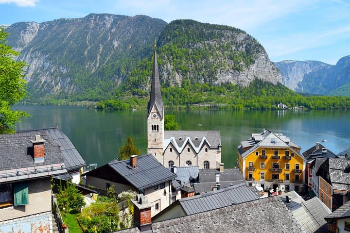 Hallstatt and Eagle's Nest Private Day Tour from Salzburg