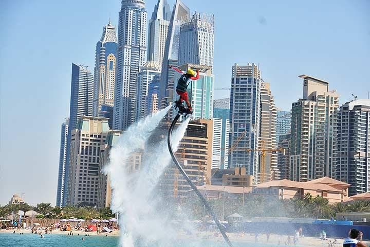 Flyboarding Dubai Marina: Jet-Powered Aerial Thrills Over the Skyline photo 3