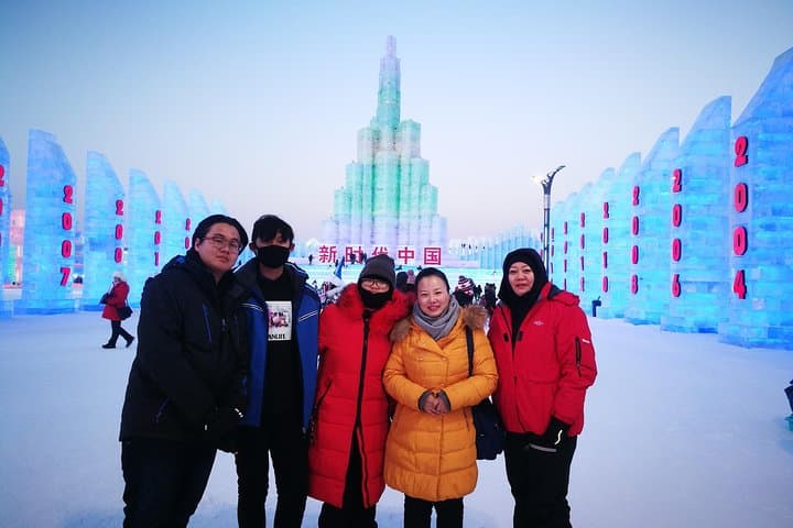 Harbin Ice and Snow Festival: 3-Day Private Winter Tour Guide photo 3
