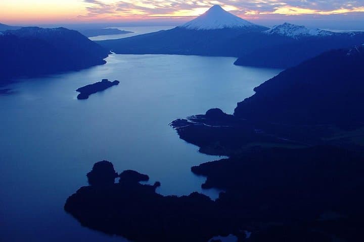 4-Day Lake District Discovery: Puerto Varas, Osorno, Petrohué & Chiloé