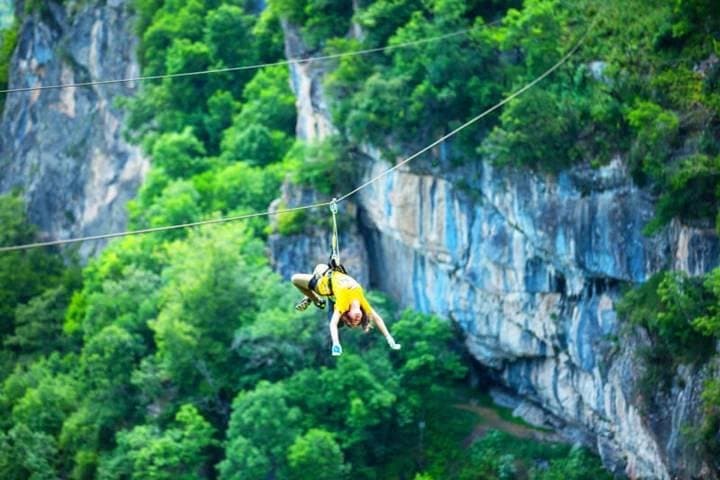 Dilijan Old Town & Yenokavan Yell-Extreme Park: Horseback, Zipline and Paragliding Day Trip