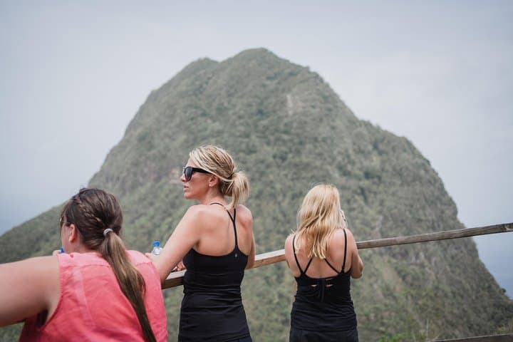 Tet Paul Nature Trail: Short Hike with Panoramic Pitons Views in St. Lucia photo 3