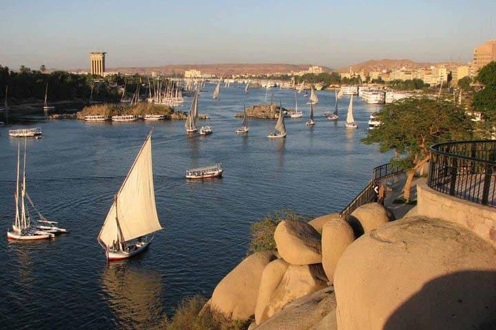 Private Day Tour to Aswan from Luxor — Edfu, Kom Ombo & Philae Temple photo 3
