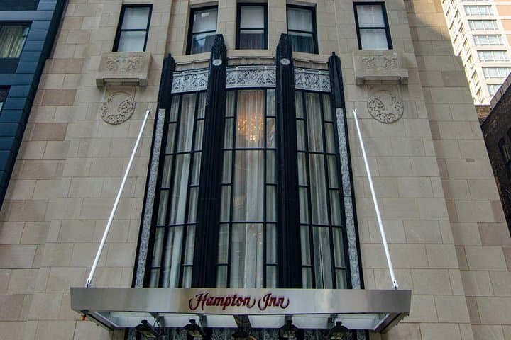 Chicago Walking Tour: A Walk Through Time — 90-Min Architecture Walk in the Loop photo 4
