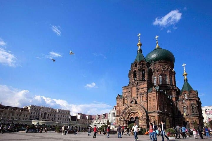 Harbin Ice and Snow Festival: 2-Day Private City Discovery Tour photo 4