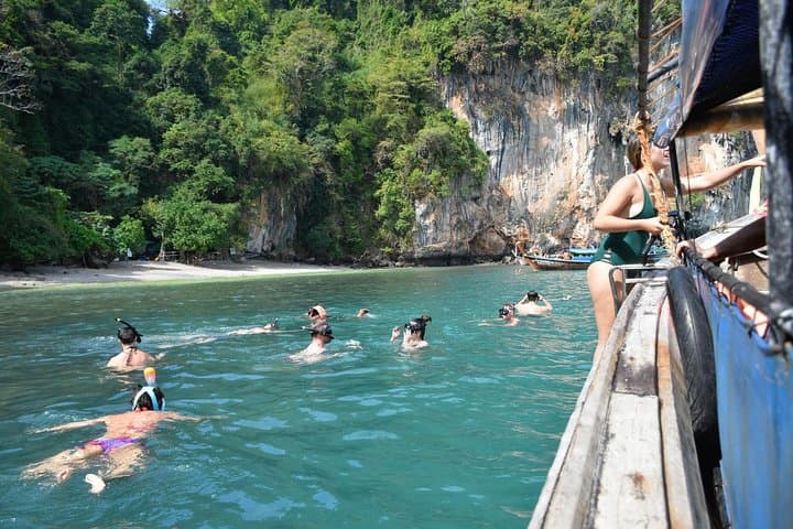 Hong Islands Longtail Boat Tour: Kayak, Snorkel & 360° Viewpoint photo 5