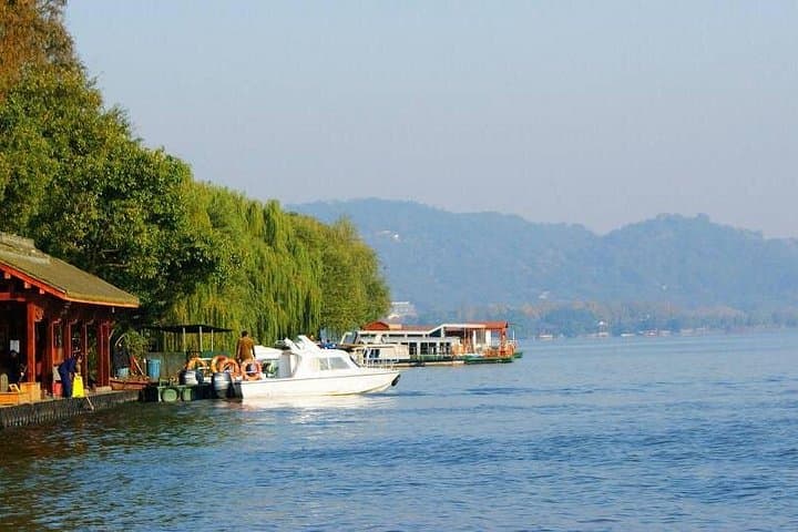 3-Day Private Shanghai, Hangzhou & Suzhou Tour — West Lake, Gardens & Temples photo 4
