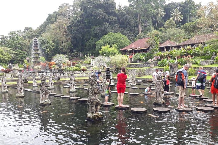 Amazing 4-Day Bali Private Tour: Ubud Rice Terraces, Lempuyang Gate & Southern Beaches photo 2