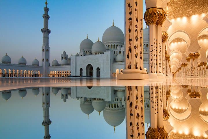 Premium Abu Dhabi Half-Day Tour from Dubai — Sheikh Zayed Mosque & City Highlights