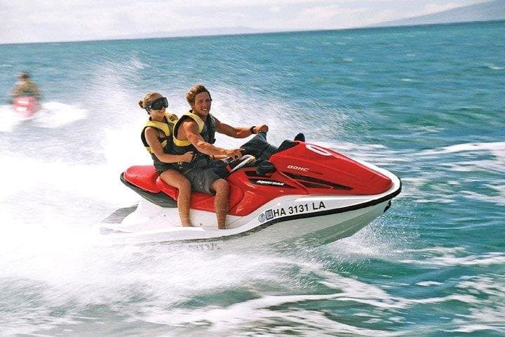 Aruba Jet Ski Waverunner Rental: 30-Minute High-Speed Ride from Oranjestad photo 3