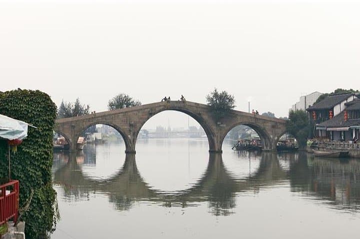 Zhujiajiao Water Village Day Tour: Canal Cruises, Old Streets & Local Flavors photo 4
