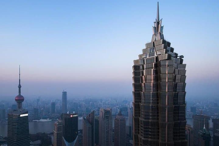 pudong-financial-zone-walking-tour-jin-mao-bund-pan-fried-buns photo 3