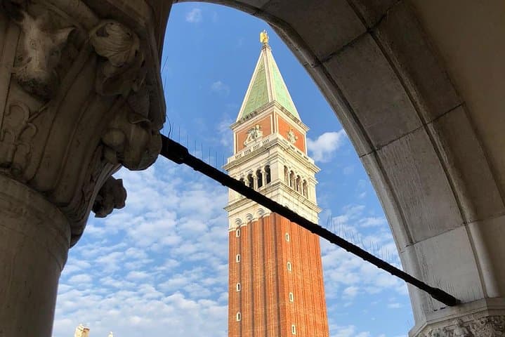 Venice Highlights: St. Mark’s, Doge’s Palace & Private Murano Boat Tour photo 6