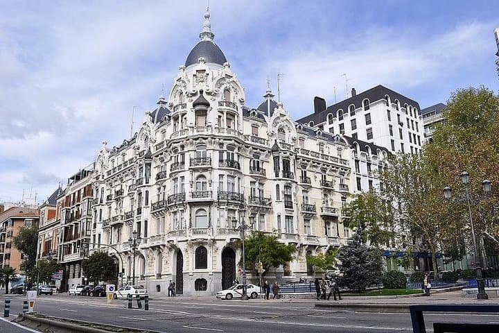 Private 3-Hour Madrid City Tour by Car — Customized Sightseeing Drive photo 5
