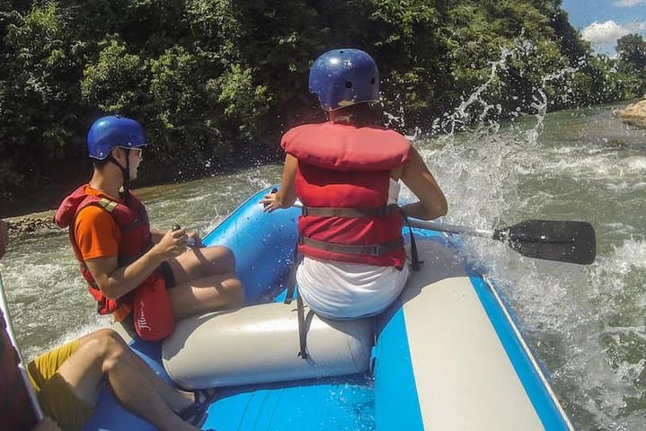 Kiulu White Water Rafting from Kota Kinabalu — Beginner River Run on Sabah’s Kiulu photo 3