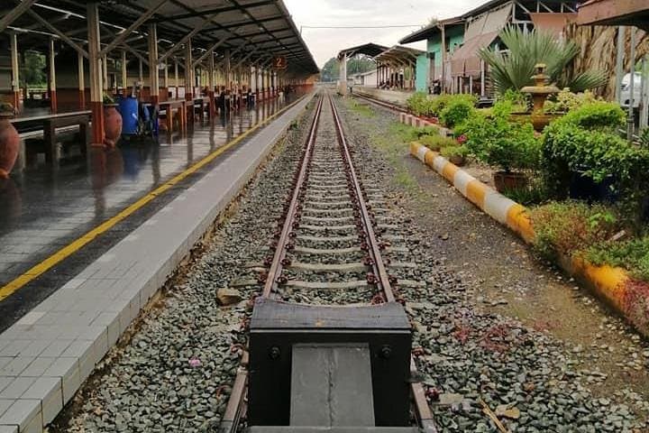 Day Trip by Train from Chiang Mai to Lampang: Temple, Market & Scenic Ride photo 4