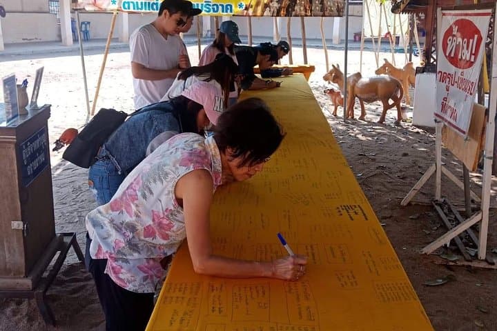 Private Temples Tour: Wat Prathat Lampang Laung & Haripunchai Day Trip from Chiang Mai photo 3