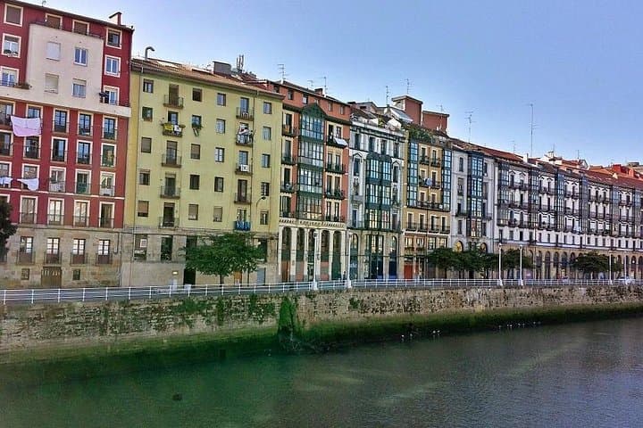 Private 4-Hour Bilbao Walking Tour: Old Town, Guggenheim & Local Markets photo 4