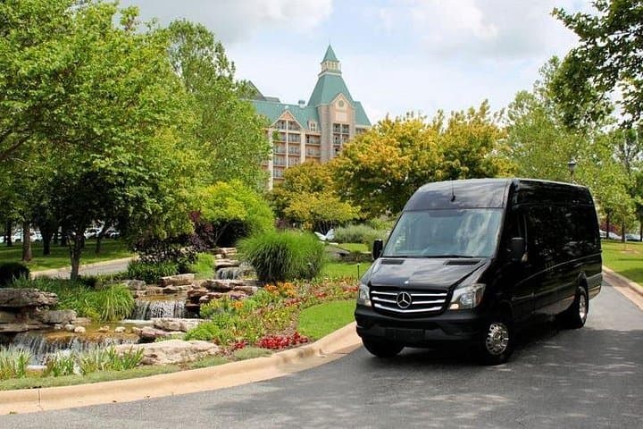 Discover Branson: History, Lake Views & College of the Ozarks Tour photo 1