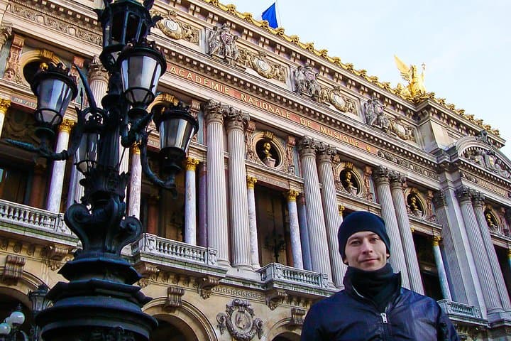 Discover Paris in 2 Days: Private Walking Tour with a Friendly Local Guide photo 4