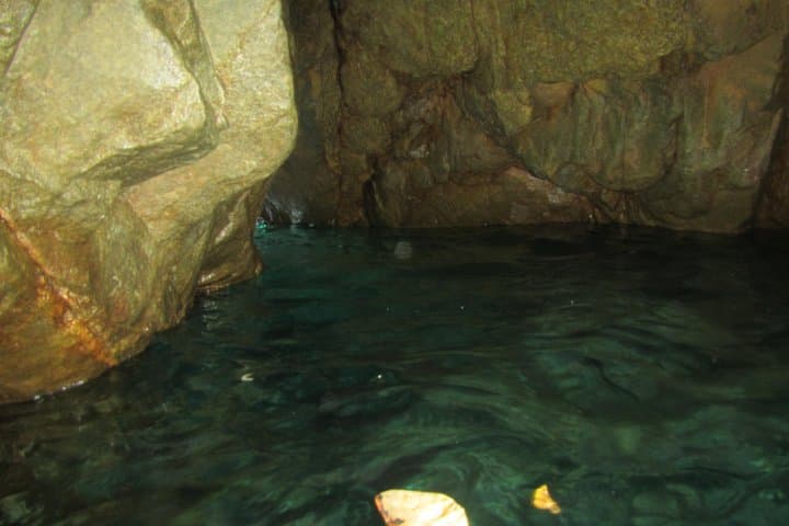 Private Snorkel in Huatulco — 2–3 Hour Guided Reef Swim in Bahías de Huatulco