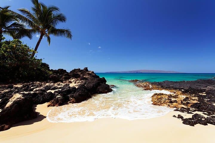 Private South and West Maui Beaches Tour — Best Beaches, Snorkel & Turtle Viewing photo 1