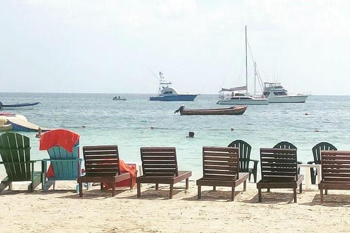 Explore Negril: From Seven Mile Beach to Cliff Diving Adventures photo 4