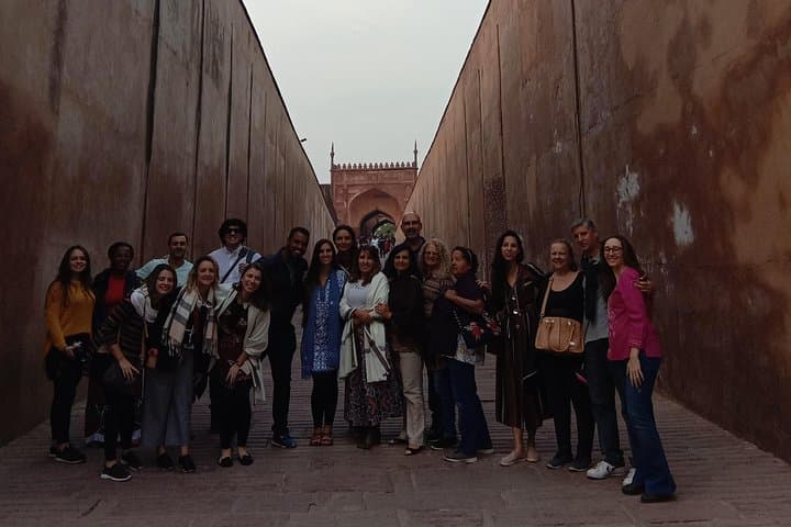 Delhi to Agra by Superfast Train — Taj Mahal Day Trip from New Delhi photo 3