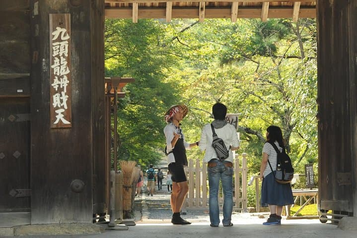 Sagano Rickshaw & Walking Tour: Insider Access to Arashiyama's Bamboo Grove photo 3