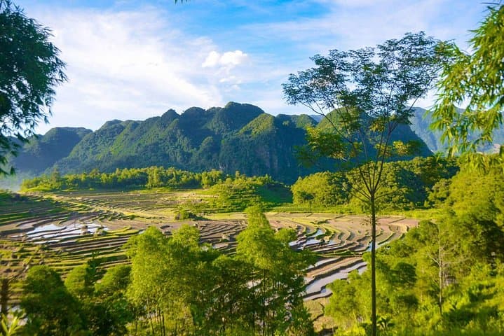 Mai Chau Day Tour: Hiking & Biking Through Vietnam's Valley Villages photo 6