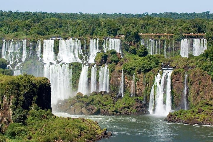 Iguacu Falls Brazilian-Side Tour: Tickets, Transport & Panoramic Walkways photo 5