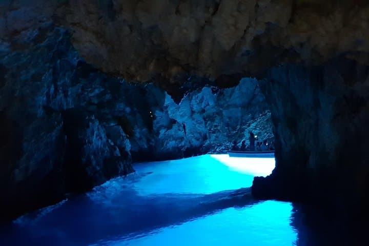 Private Hvar Island Hopping Speedboat Tour — Blue Cave, Vis & Pakleni Islands photo 2
