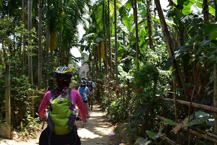 Hoi An Countryside Cycling: Ride Back in Time with Riverside Lunch & Boat Return