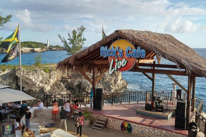 Negril Day Trip: Seven Mile Beach & Rick's Cafe Cliff Jumping photo 3