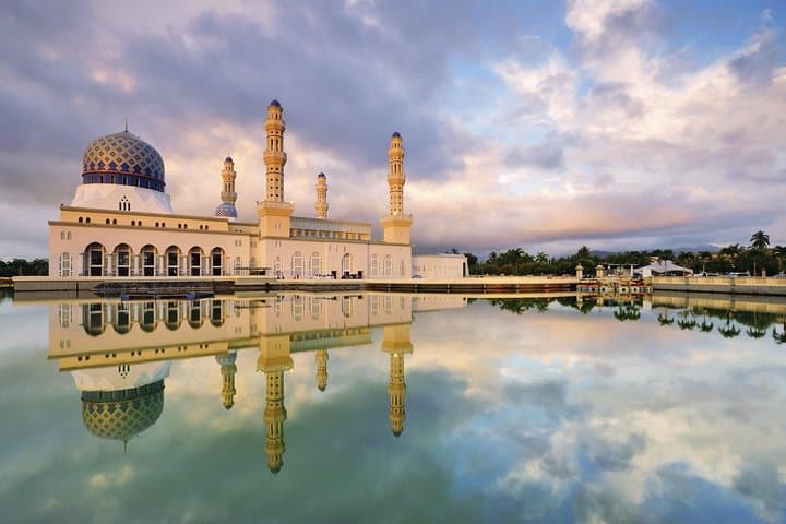 Kota Kinabalu Half-Day City Tour: Mosque, Museum & Signal Hill Views photo 1